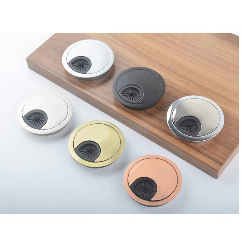 Piastra di copertura per fori  - Zinc Furniture Hardware recensione e prezzo