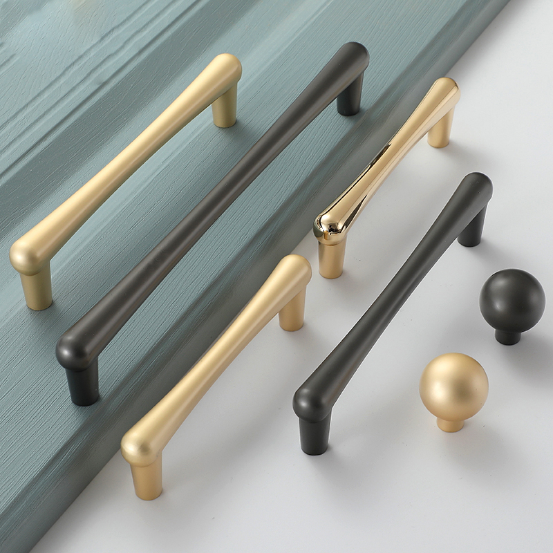 Maniglie e pomelli per mobili  - Furniture Hardware Items recensione e prezzo