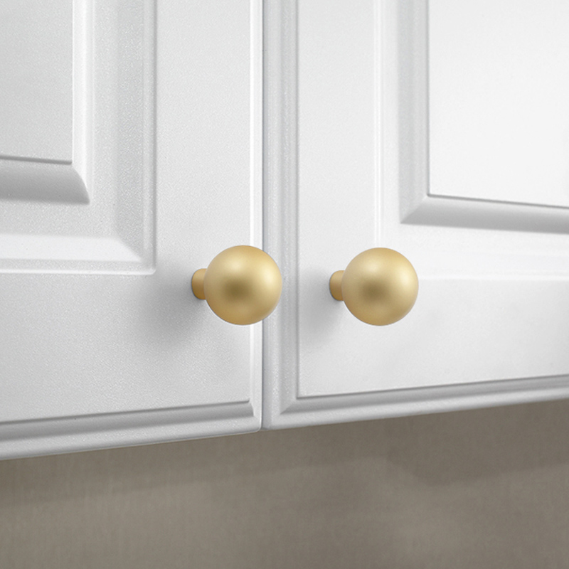 Maniglie e pomelli per mobili  - Furniture Hardware Items recensione e prezzo